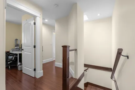 6971 DUNBLANE AVENUE image #2