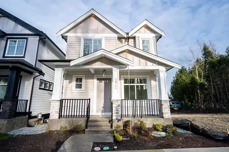 16711 25A AVENUE image #1