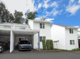 8 12075 207A STREET, Maple Ridge, BC