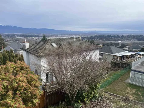 2765 MARA DRIVE image #1