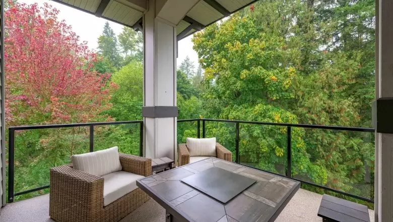 #307 15145 36TH AVENUE image #1