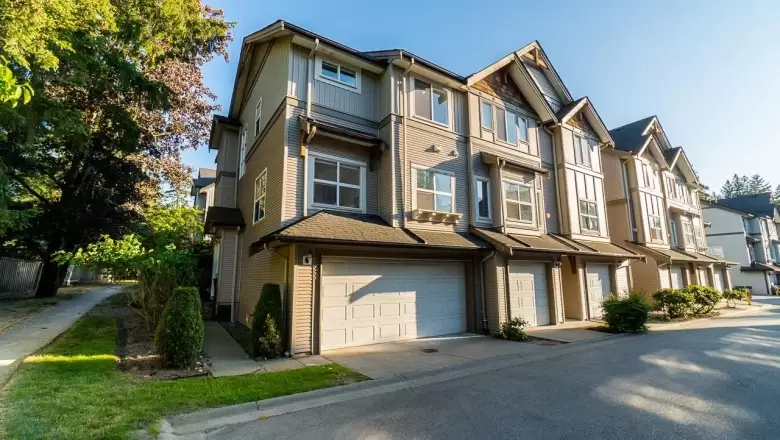 52 12677 63 AVENUE image #1