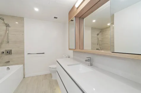 601 6655 BUSWELL STREET image #4