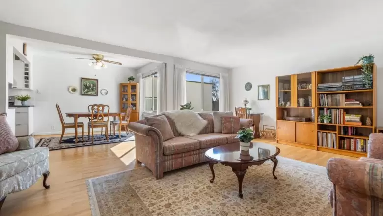 303 3530 CAMBIE STREET image #1