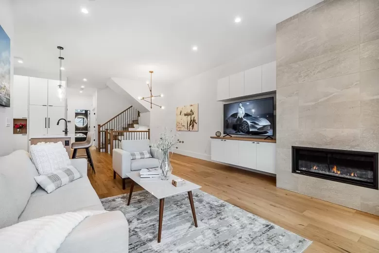 423 W KEITH ROAD image #1