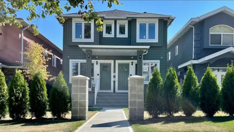 3162 VENABLES STREET image #1