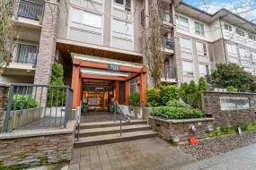 314 701 KLAHANIE DRIVE, Port Moody, Port Moody, BC