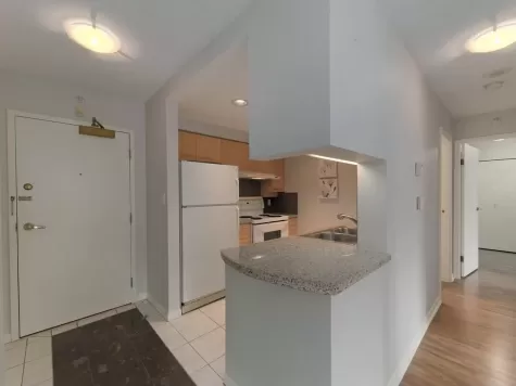 10A 199 DRAKE STREET image #2