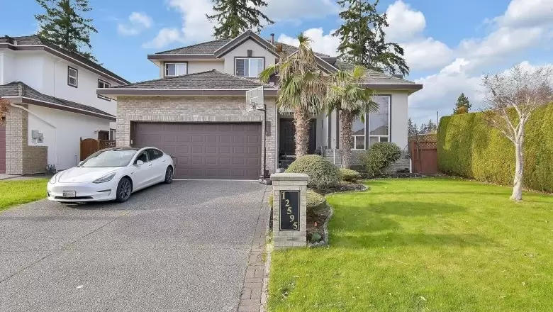 12595 61 AVENUE, Surrey, BC