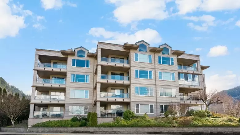 304 410 ESPLANADE AVENUE image #1