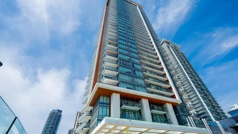 2705 2085 SKYLINE COURT image #1