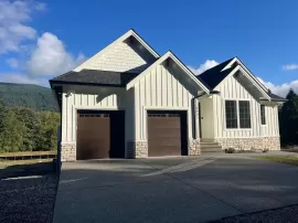 1203 CASTLE ROAD, Sunshine Coast, Gibsons, BC