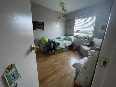 6655 STRATHMORE AVENUE image #4