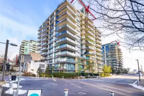 401 162 VICTORY SHIP WAY, North Vancouver, North Vancouver, BC