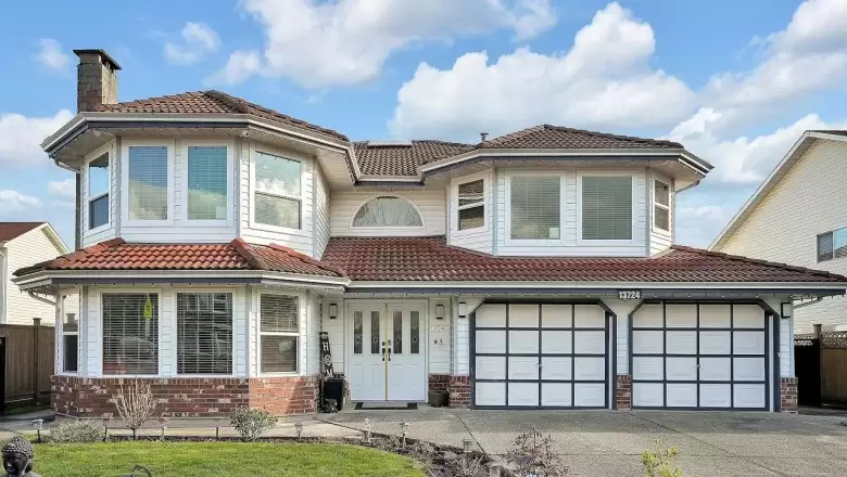 13724 91 AVENUE image #1