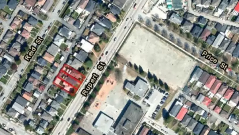 4605 RUPERT STREET image #1