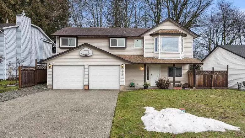 11868 249 STREET image #1