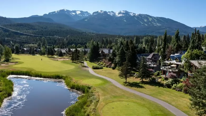 8019 NICKLAUS NORTH BOULEVARD, Whistler, BC