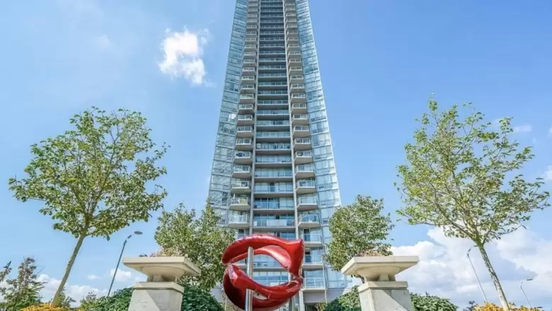 3010 13618 100 AVENUE image #1