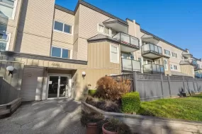 319 1850 E SOUTHMERE CRESCENT, South Surrey White Rock, Surrey, BC