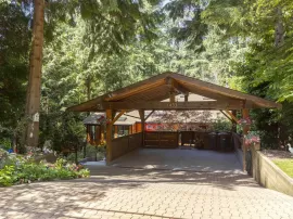 1433 RIVERSIDE DRIVE, North Vancouver, BC