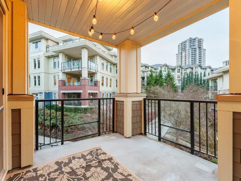 306 240 FRANCIS WAY image #1