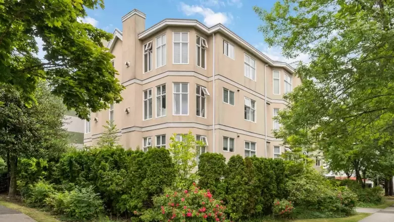 204 1099 W 71ST AVENUE image #1