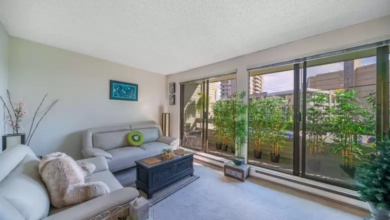 204 2119 BELLEVUE AVENUE image #1