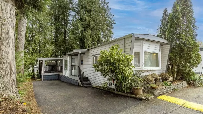 34 24330 FRASER HIGHWAY image #1