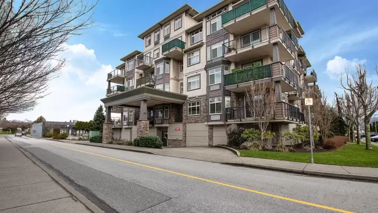 104 9060 BIRCH STREET image #1