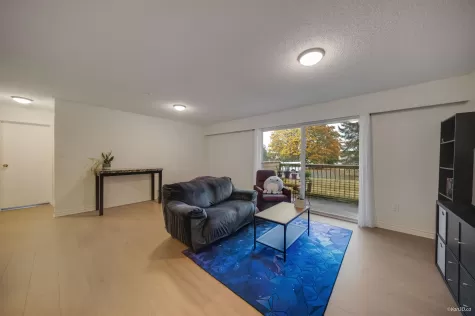 211 11816 88 AVENUE image #2