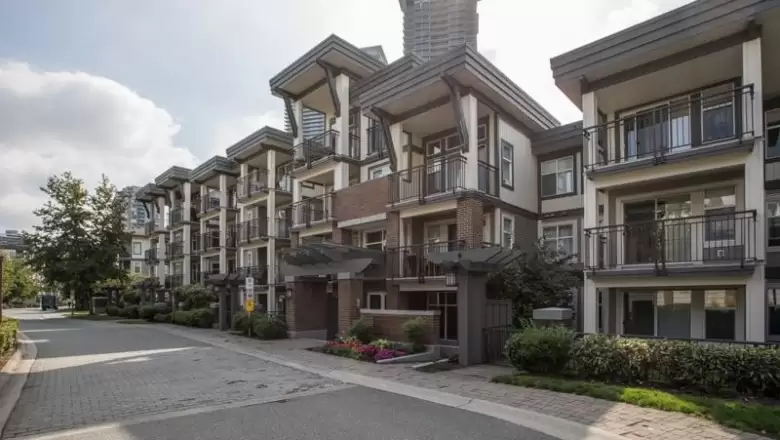 108 4728 BRENTWOOD DRIVE image #1