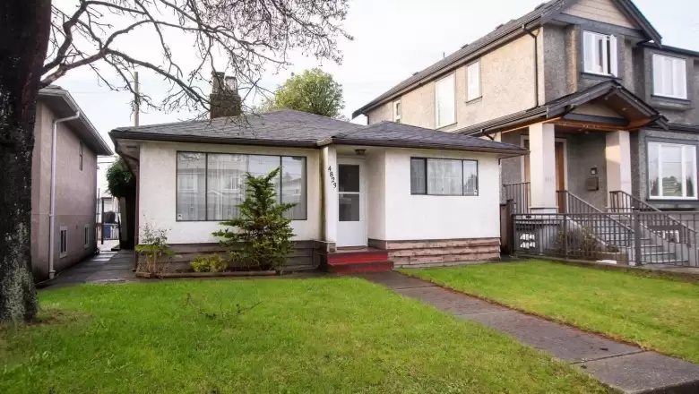 4823 EARLES STREET image #1