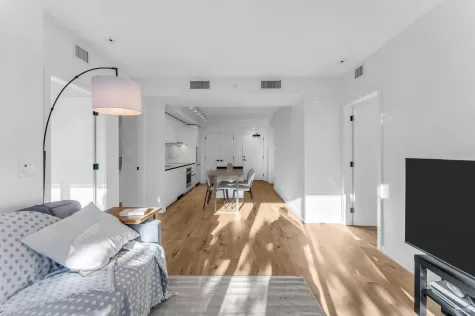 509 10448 UNIVERSITY DRIVE image #1
