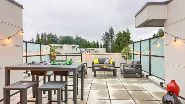 242 2035 GLENAIRE DRIVE image #1