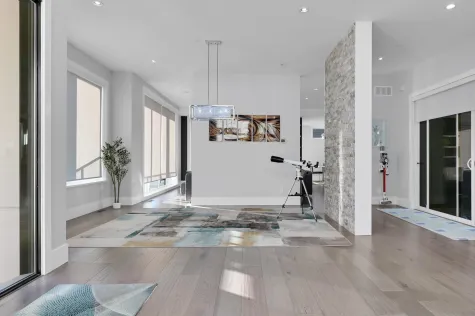 2213 WINDSAIL PLACE image #1