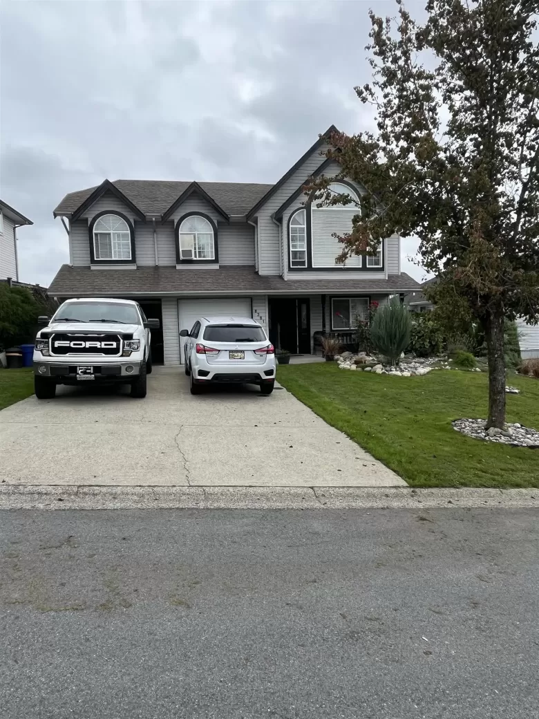 8381 CASSELMAN CRESCENT image #1