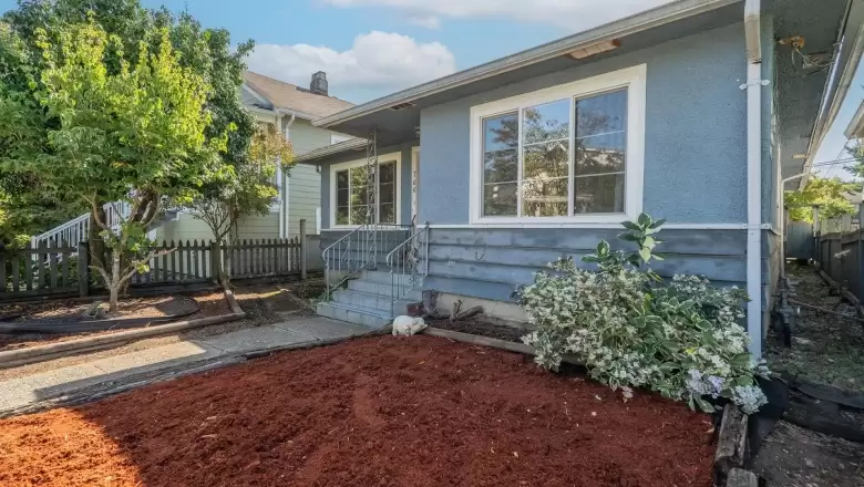 766 E 30TH AVENUE image #1