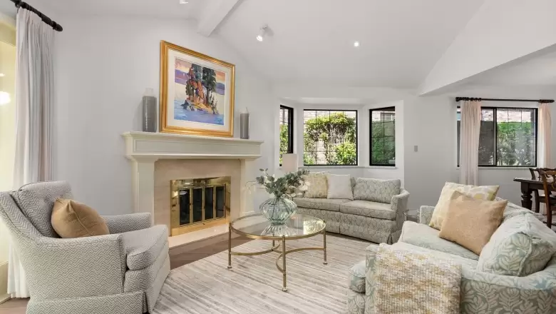 39 1725 SOUTHMERE CRESCENT image #1