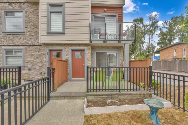 1 13328 96 AVENUE image #1