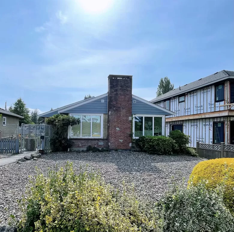 4088 W 40TH AVENUE image #1