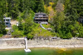 345 DAVID ROAD, Bowen Island, Bowen Island, BC