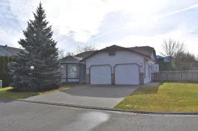 7250 CIRCLE DRIVE, Sardis, Chilliwack, BC