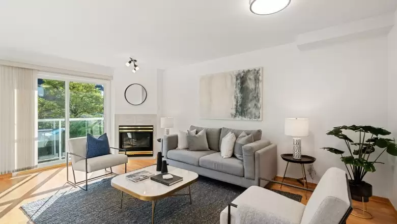 5 2057 ST. GEORGES AVENUE image #1