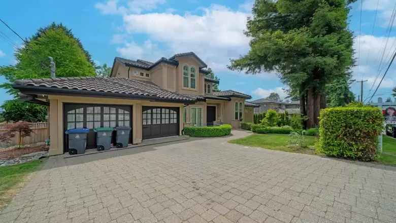 16486 78 AVENUE image #1