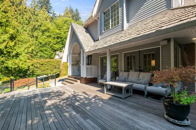 5625 DAFFODIL LANE, West Vancouver, BC