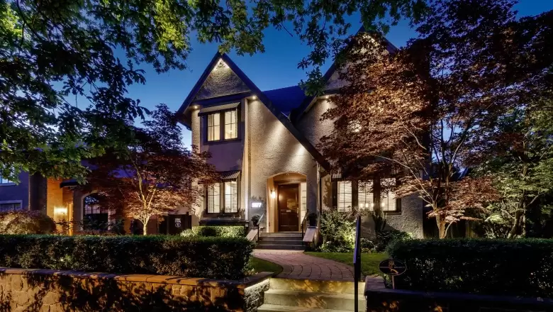 3877 W 34TH AVENUE image #1