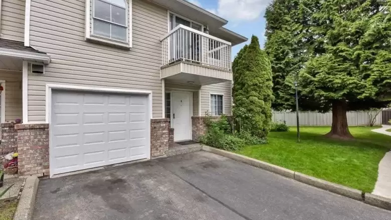 6 13942 72 AVENUE image #1