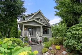 1521 RIDGEWAY AVENUE, North Vancouver, North Vancouver, BC