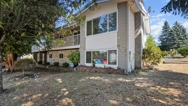 9046 PEMBERTON PLACE image #1